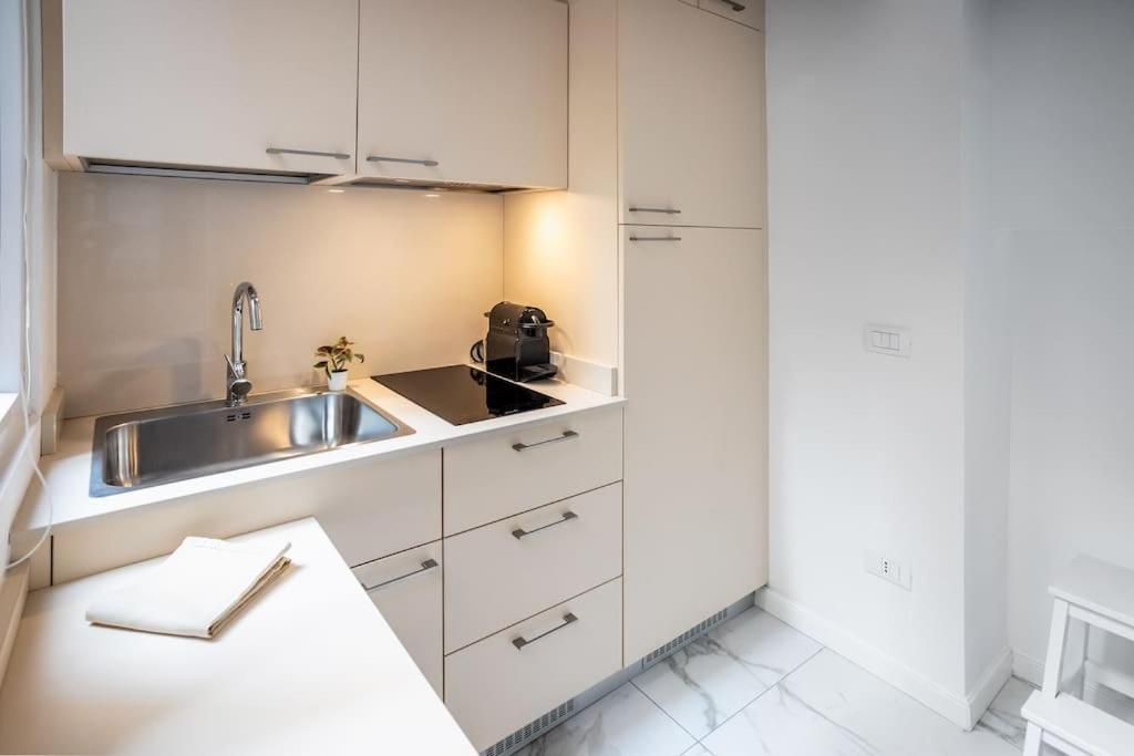 Duomo'S Nest - Central Mini-Apt Milan Exterior photo